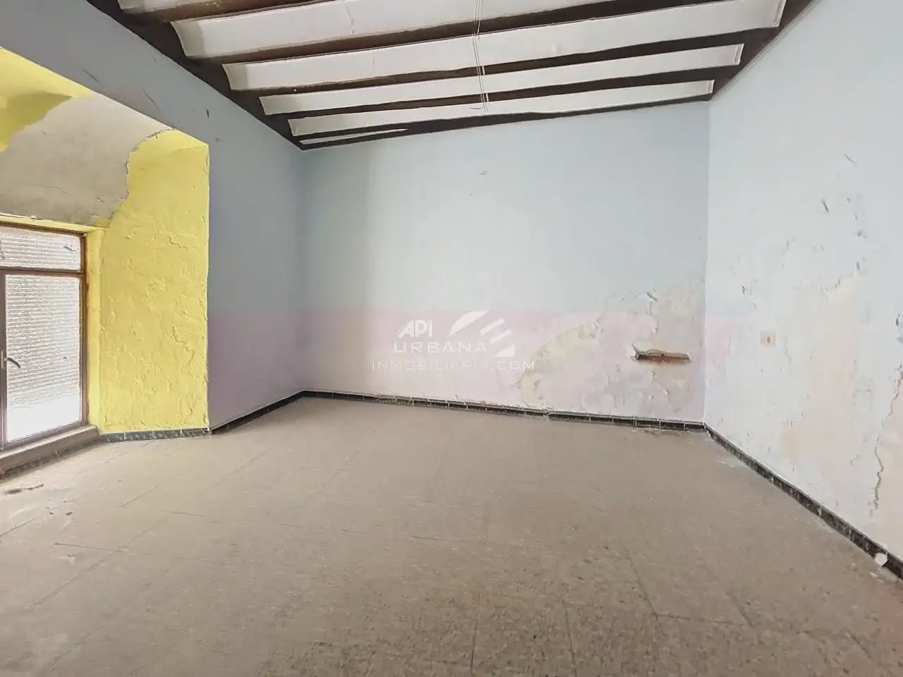 4 quarto Moradia em Banda para venda em Baena - 33 000 € (Ref: 10052033)