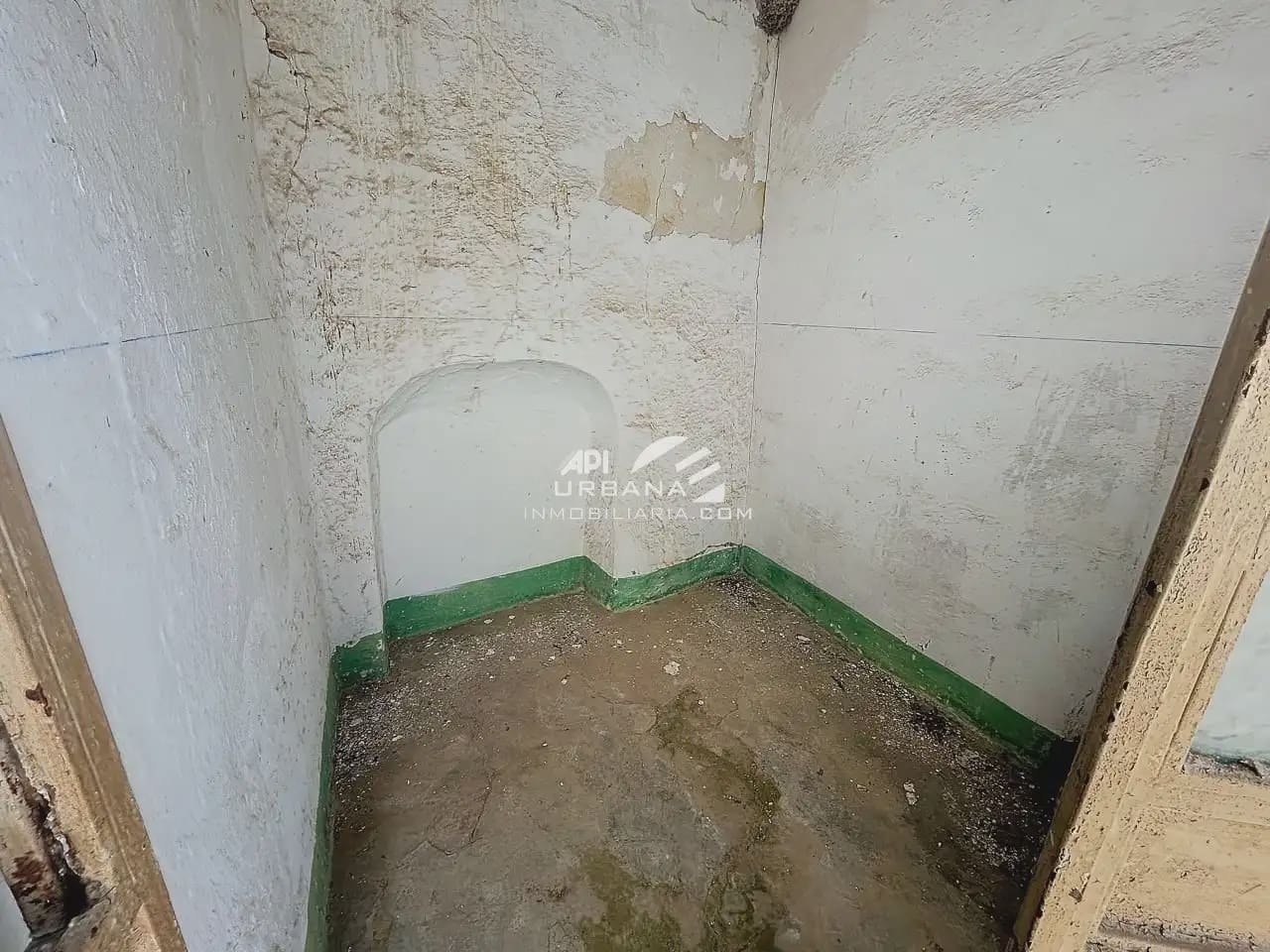 4 quarto Moradia em Banda para venda em Baena - 33 000 € (Ref: 10052033)