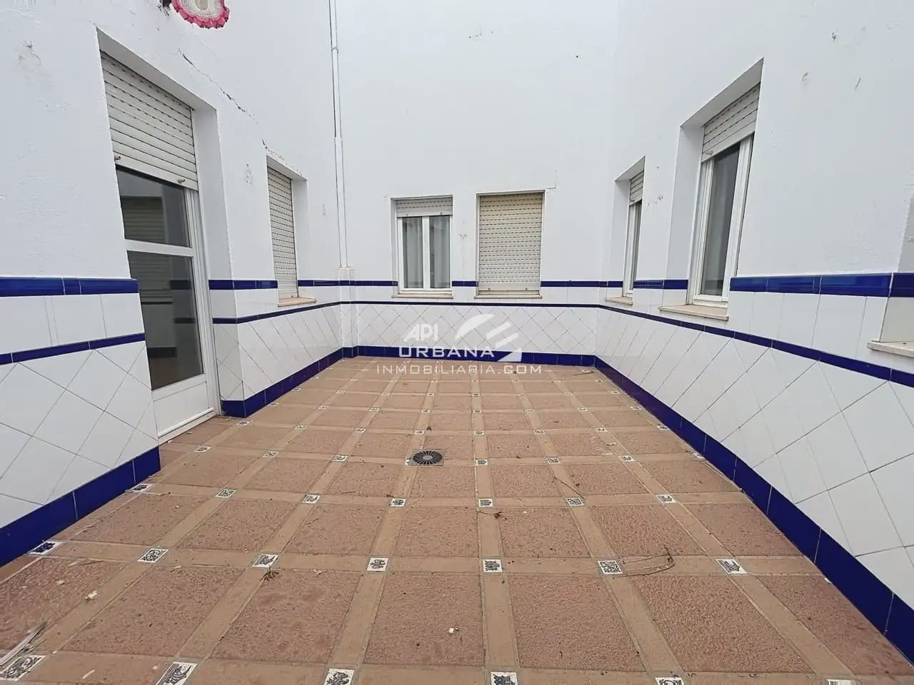 4 makuuhuone Asunto myytävänä paikassa Lucena - 300 000 € (Ref: 10079108)