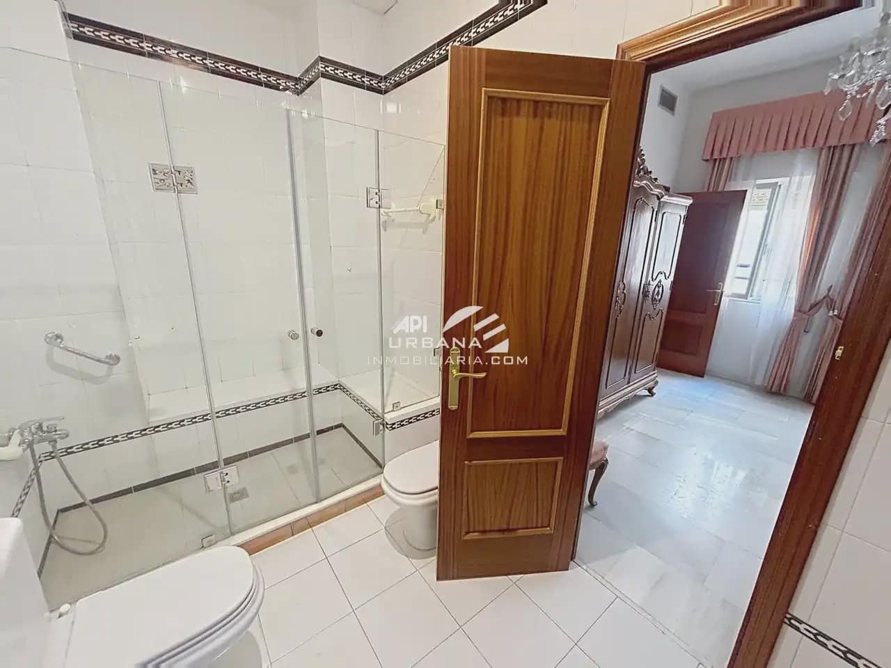 4 makuuhuone Asunto myytävänä paikassa Lucena - 300 000 € (Ref: 10079108)