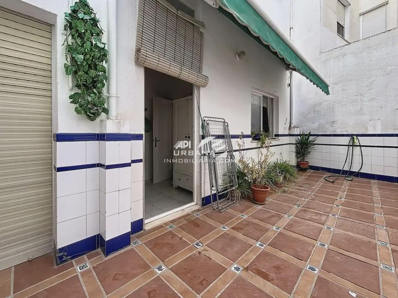 4 makuuhuone Asunto myytävänä paikassa Lucena - 300 000 € (Ref: 10079108)