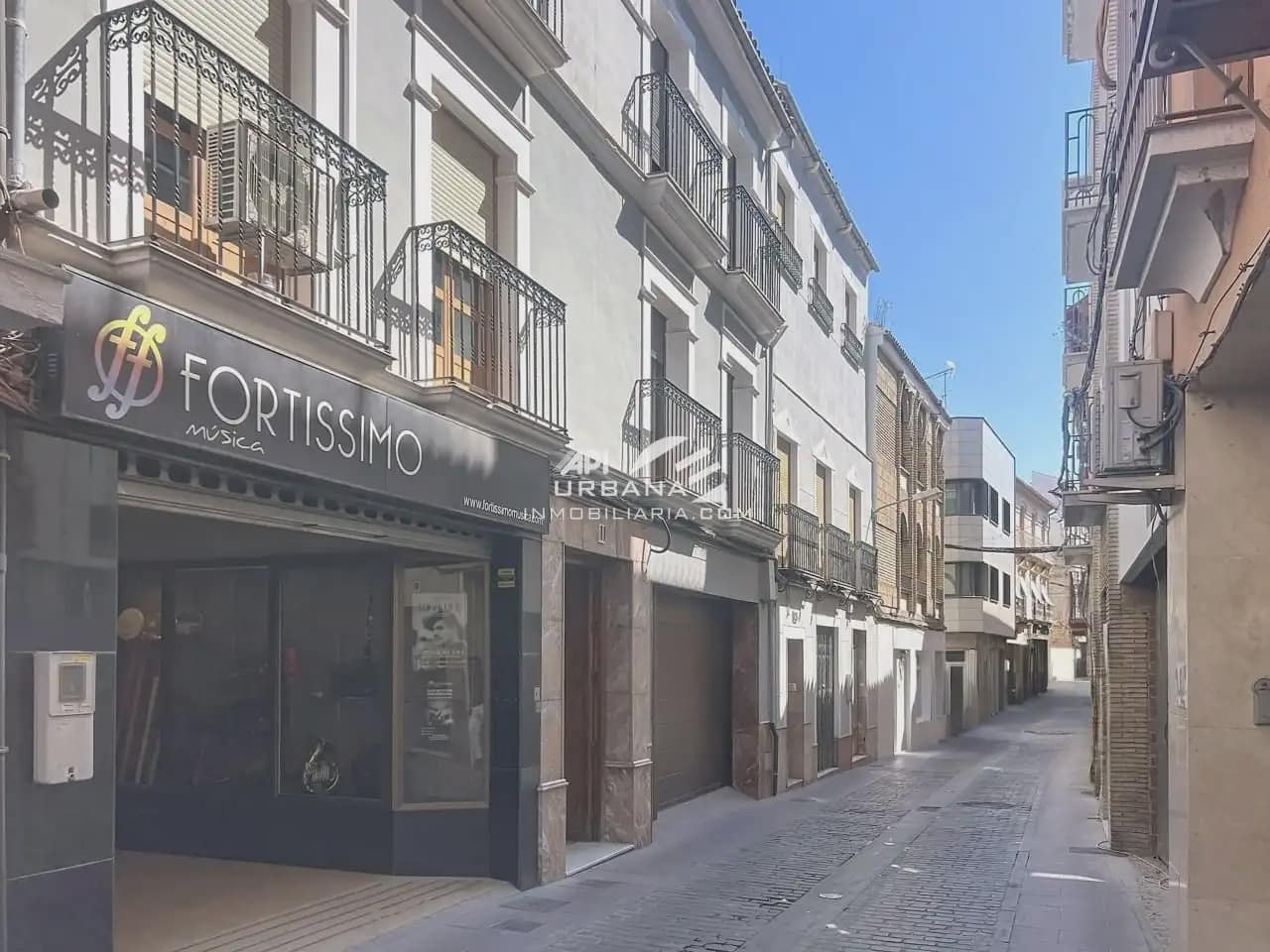 Kommersiell att hyra i Lucena - 850 € (Ref: 10088548)