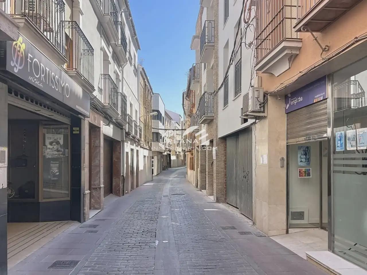 Kommersiell att hyra i Lucena - 850 € (Ref: 10088548)