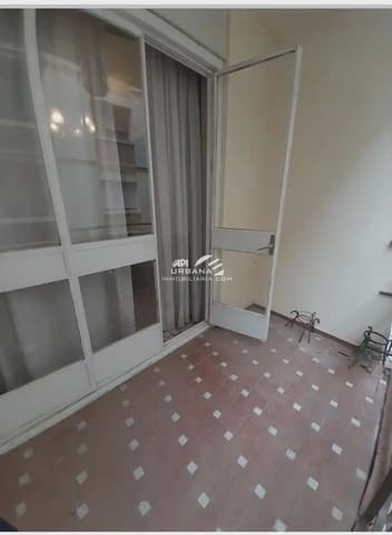 Piso de 4 habitaciones en Lucena en venta - 135.000 € (Ref: 10093862)