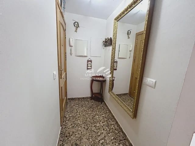 Apartamento de 2 habitaciones en Lucena en venta - 90.000 € (Ref: 10094891)