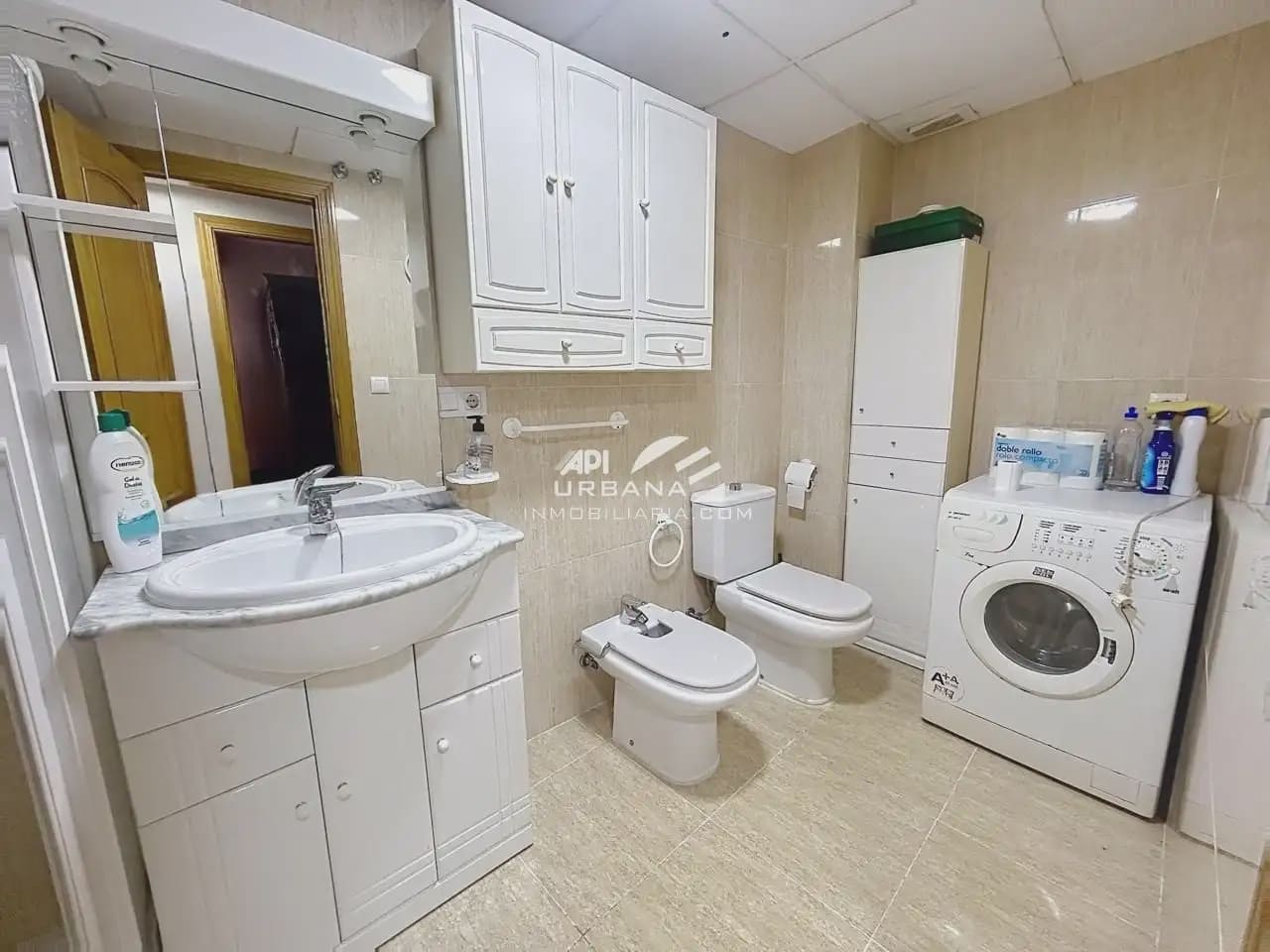 Apartamento de 2 habitaciones en Lucena en venta - 90.000 € (Ref: 10094891)