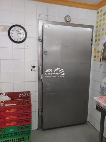 Komercyjne do wynajęcia w Lucena - 300 € (Ref: 10098890)