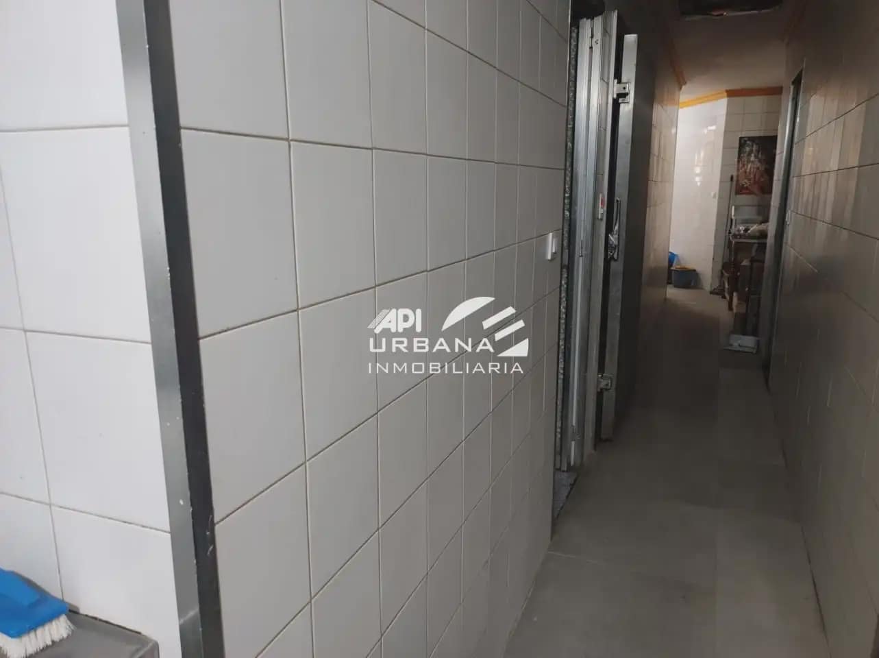 Komercyjne do wynajęcia w Lucena - 300 € (Ref: 10098890)