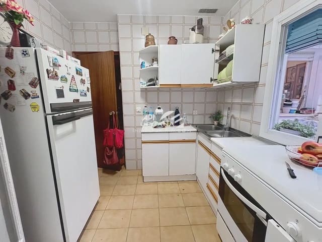 4 chambre Maison de Ville à vendre à Lucena - 120 000 € (Ref: 10099547)