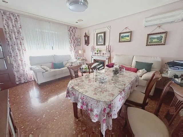5 quarto Moradia para venda em Cabra com piscina garagem - 500 000 € (Ref: 10124883)