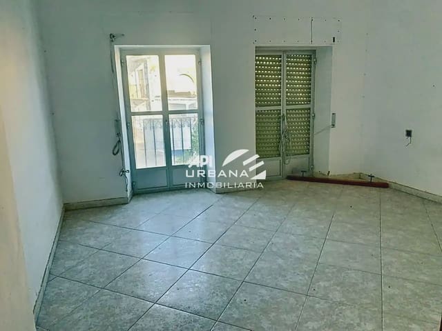 3 bedroom Terraced Villa for sale in Montilla with garage - € 70,000 (Ref: 10125252)