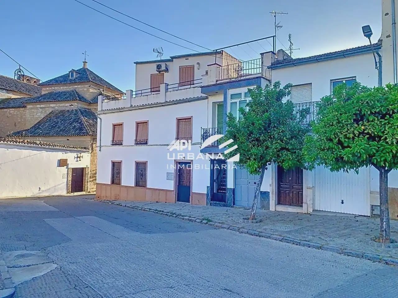 3 bedroom Terraced Villa for sale in Montilla with garage - € 70,000 (Ref: 10125252)