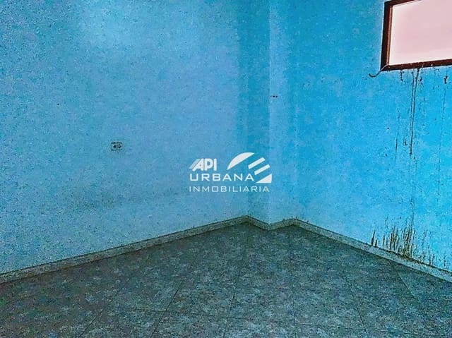 3 bedroom Terraced Villa for sale in Montilla with garage - € 70,000 (Ref: 10125252)