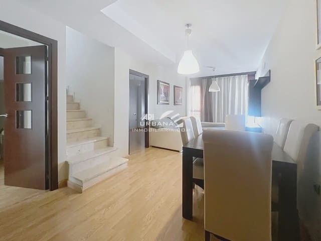 3 makuuhuone Asunto myytävänä paikassa Lucena mukana 
autotalli - 169 000 € (Ref: 10130532)