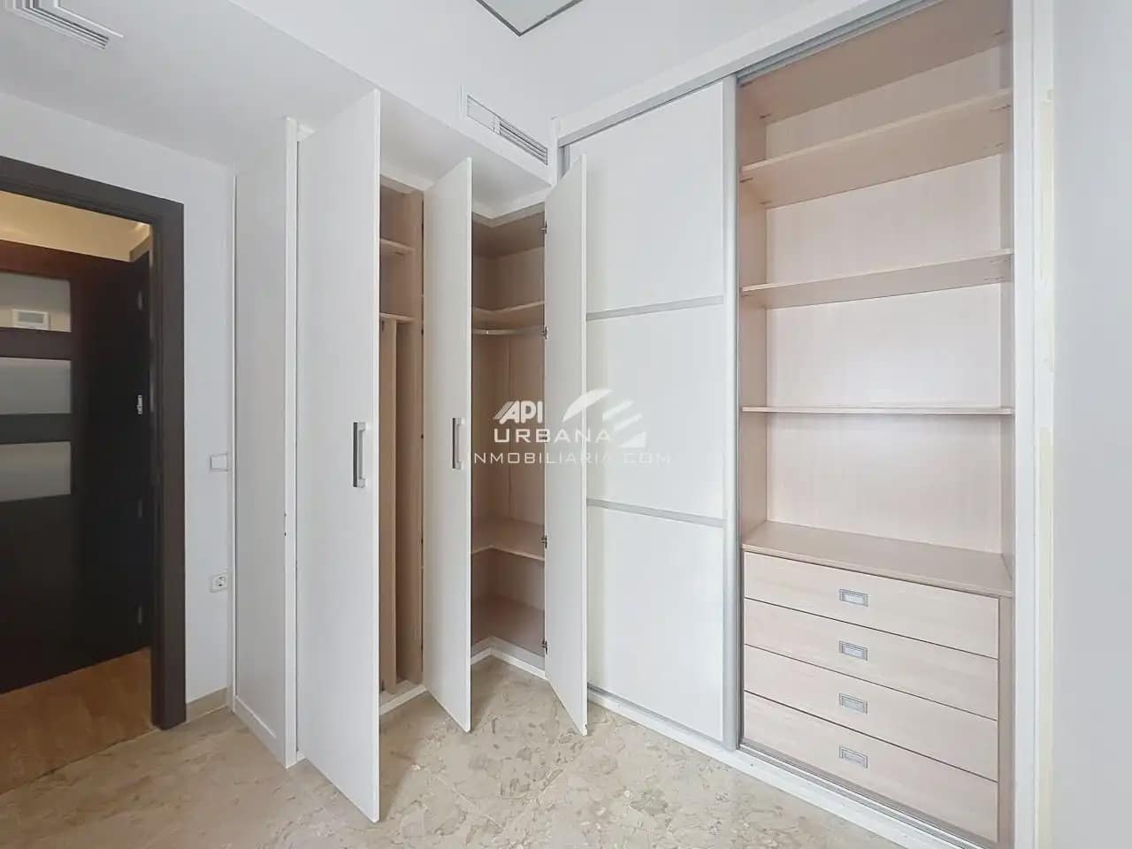 3 makuuhuone Asunto myytävänä paikassa Lucena mukana 
autotalli - 169 000 € (Ref: 10130532)