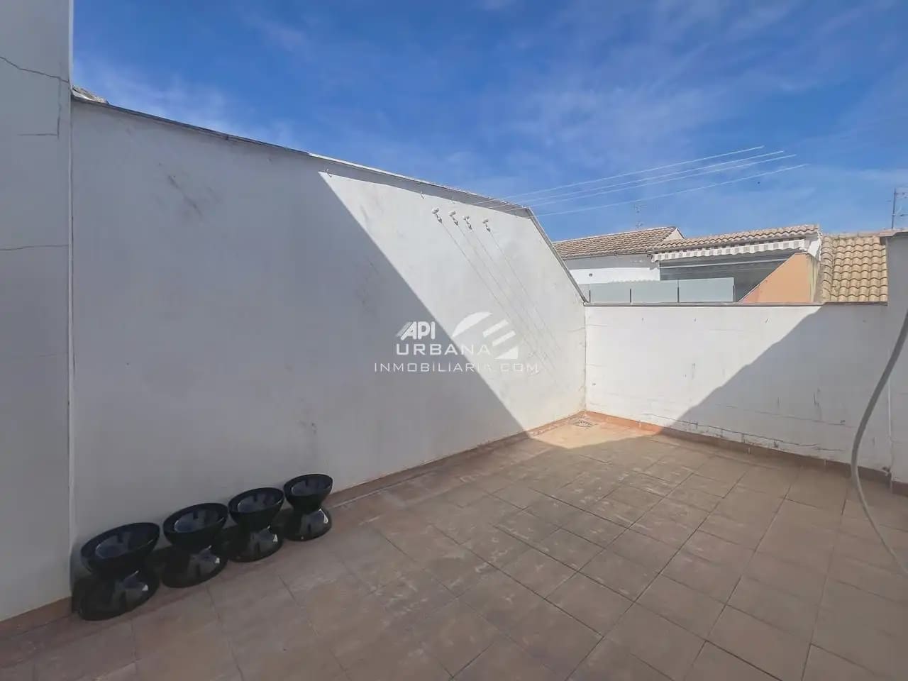 3 makuuhuone Asunto myytävänä paikassa Lucena mukana 
autotalli - 169 000 € (Ref: 10130532)