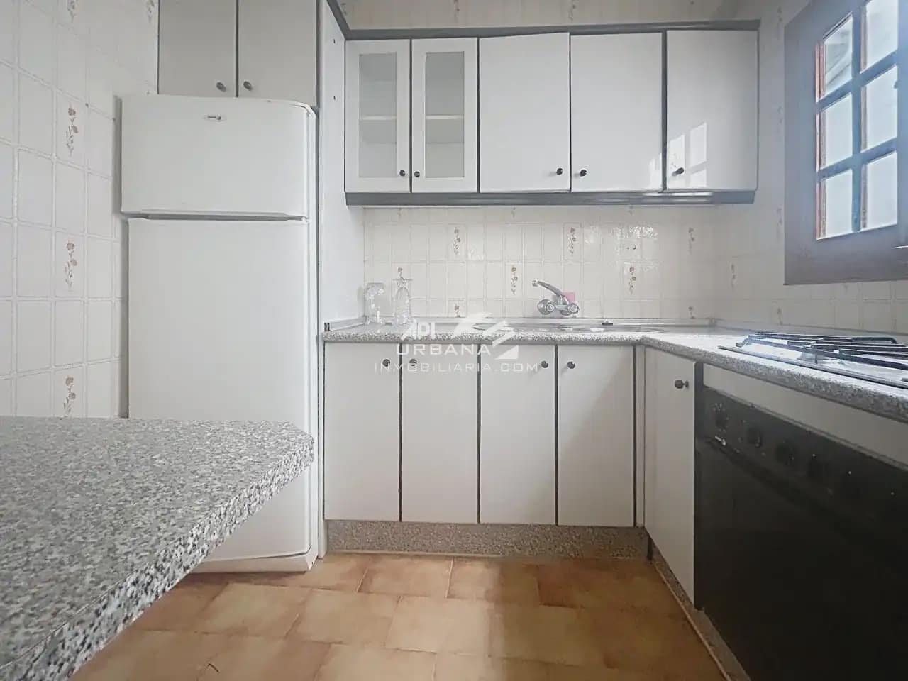4 soverom Hus til salgs i Lucena - € 75 000 (Ref: 10134962)