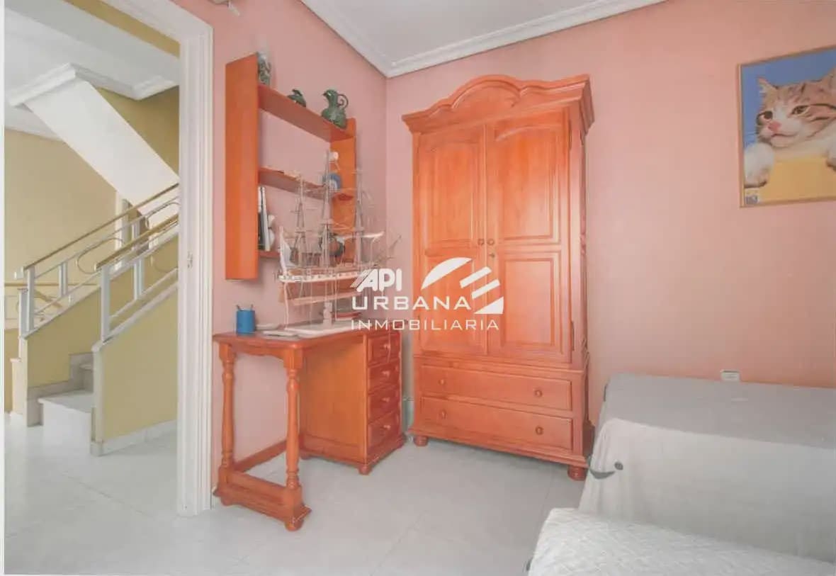 6 soverom Hus til salgs i Lucena med garasje - € 280 000 (Ref: 10144866)