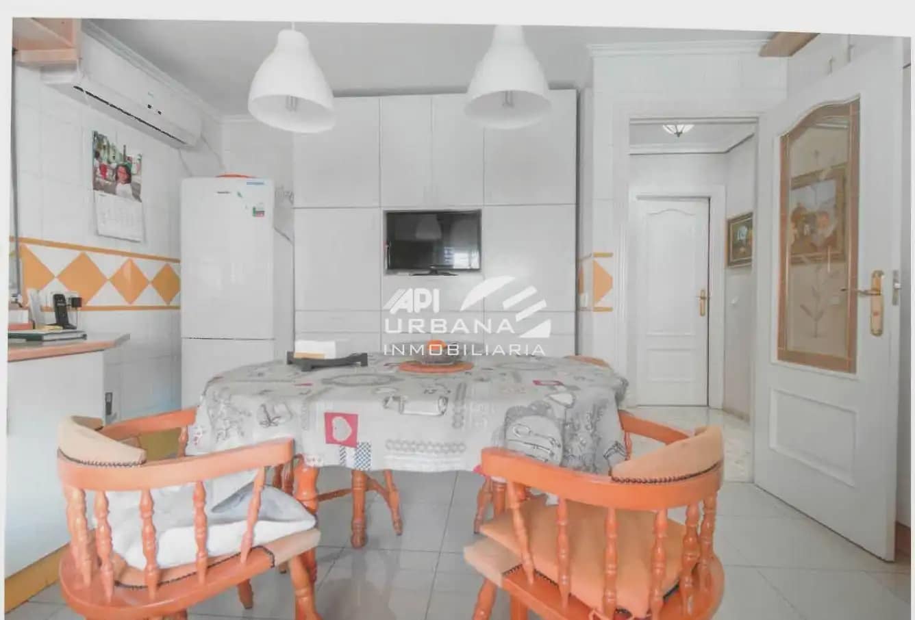 6 soverom Hus til salgs i Lucena med garasje - € 280 000 (Ref: 10144866)