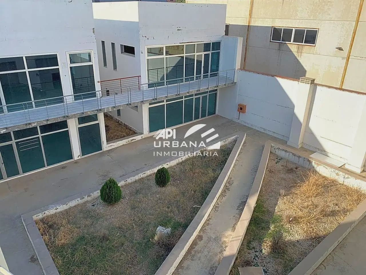 Office for rent in Lucena - € 250 (Ref: 10165198)