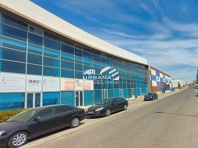 Oficina en Lucena en alquiler - 250 € (Ref: 10165198)