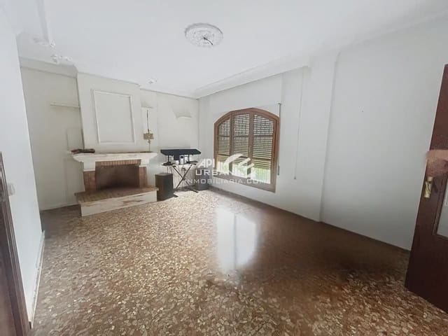 3 slaapkamer Huis te koop in Lucena met garage - € 168.000 (Ref: 10165506)