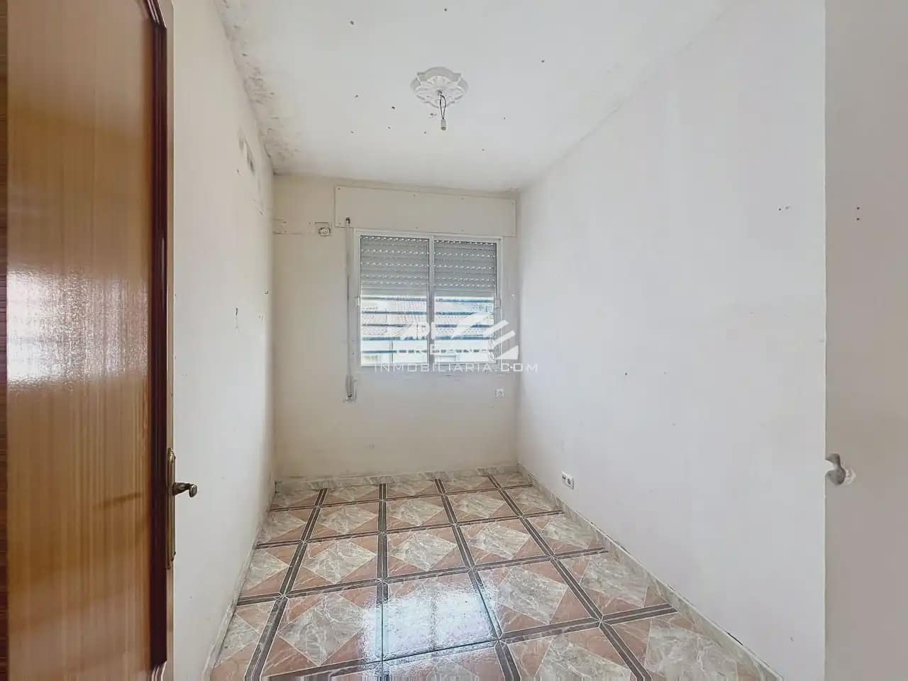 3 soverom Leilighet til salgs i Rute - € 70 000 (Ref: 10169081)