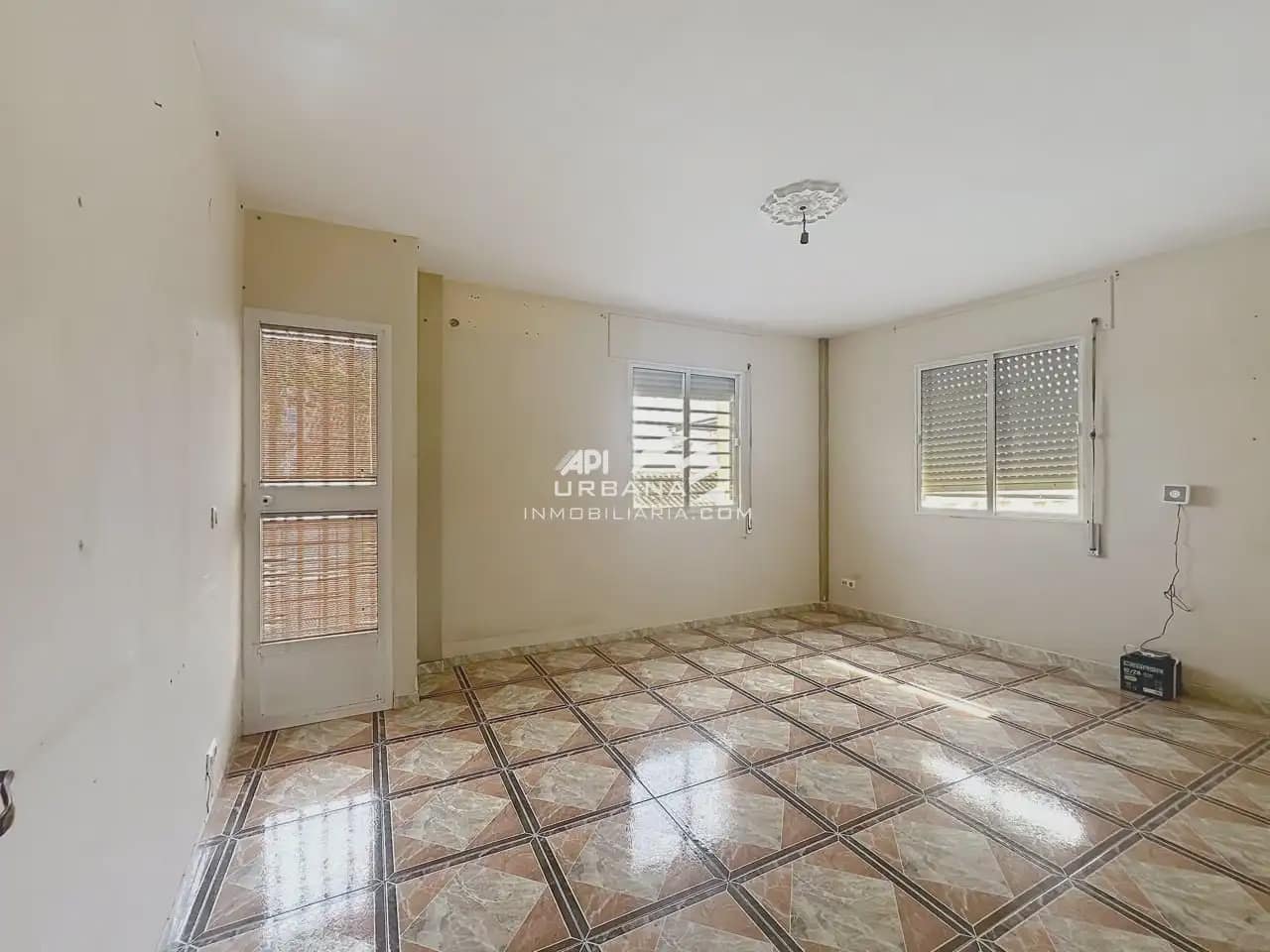 3 soverom Leilighet til salgs i Rute - € 70 000 (Ref: 10169081)