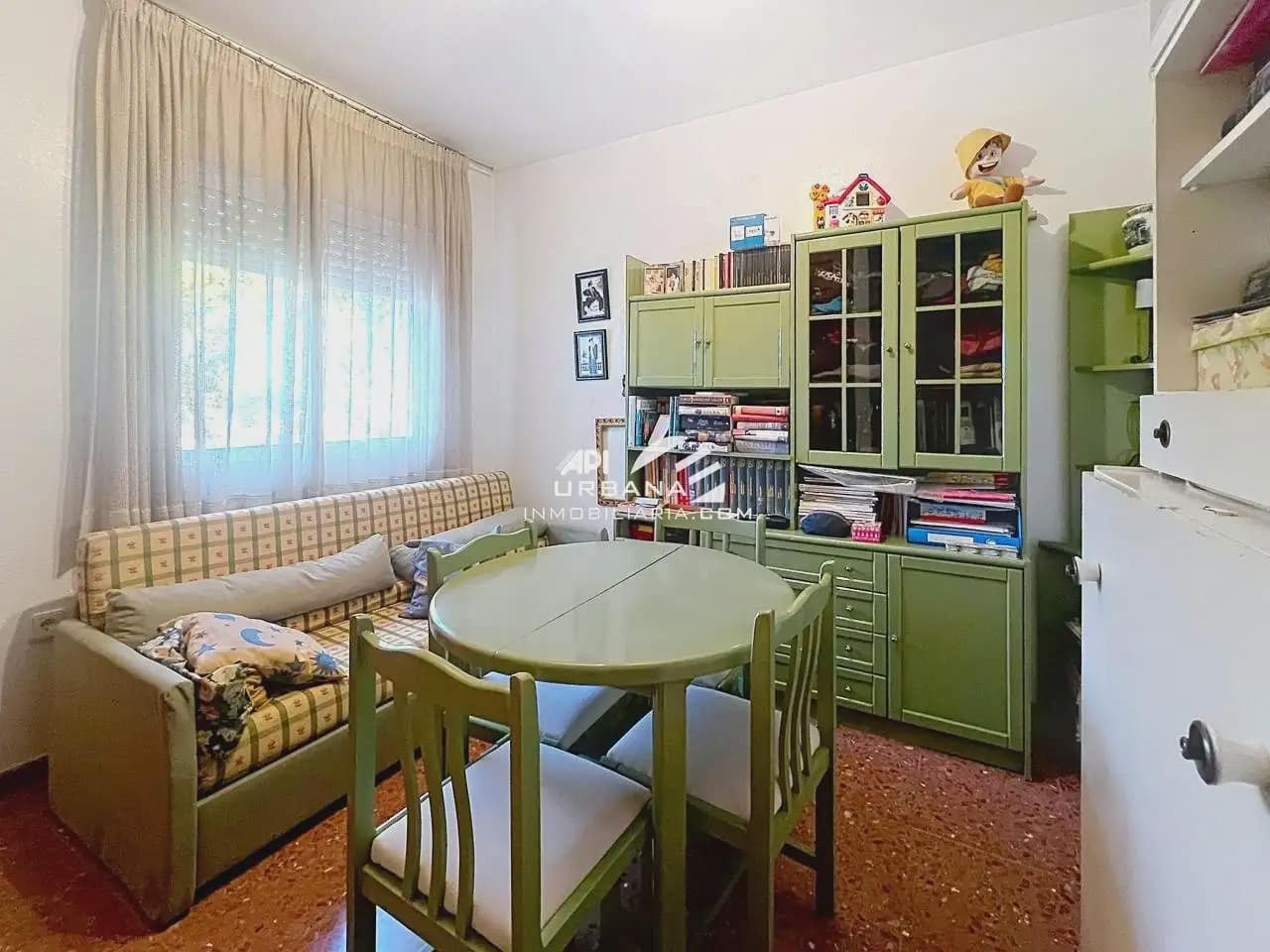 Casa de 3 habitaciones en Lucena en venta - 220.000 € (Ref: 10172998)