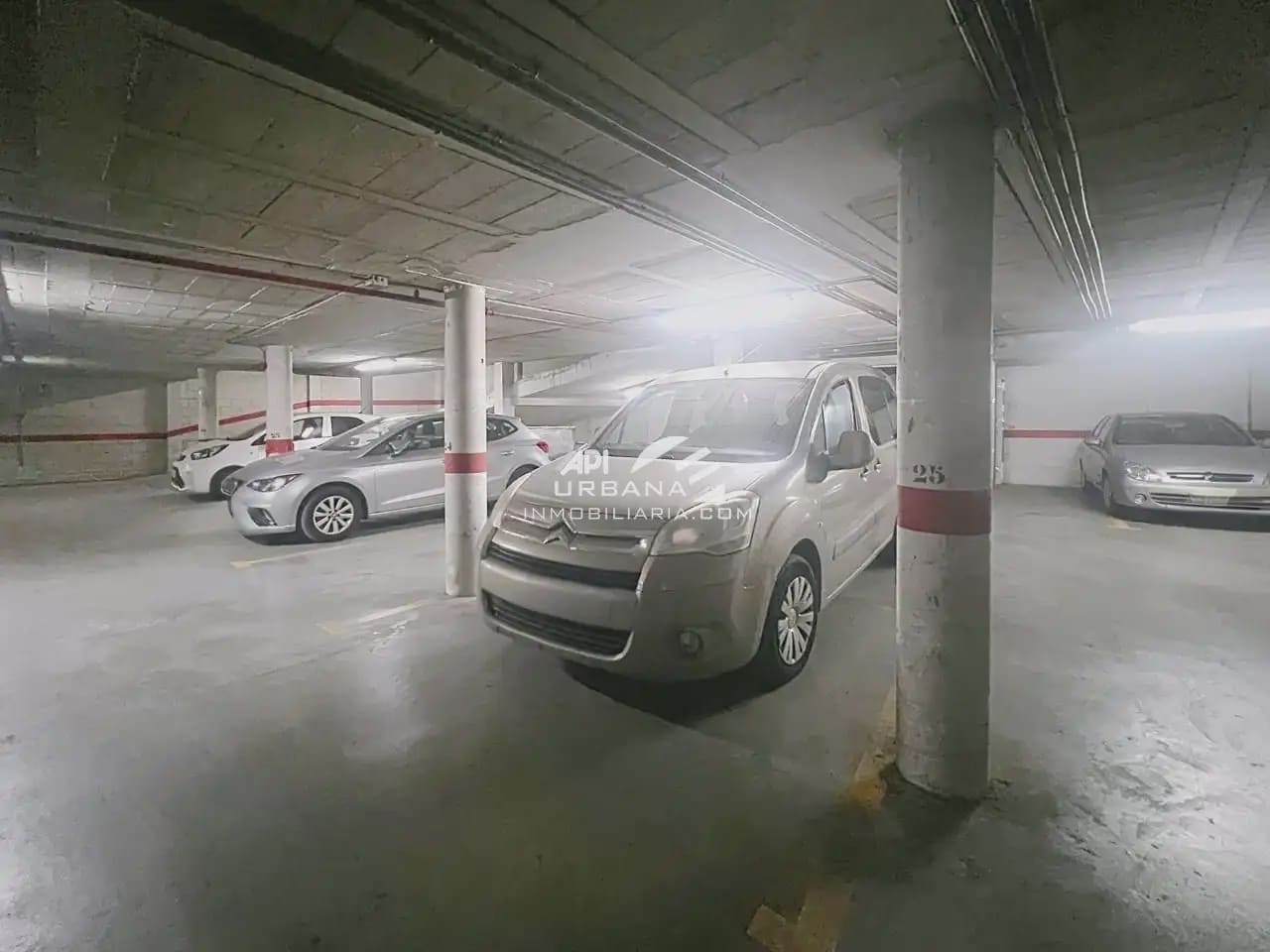 Autotalli myytävänä paikassa Lucena - 9 000 € (Ref: 10175539)