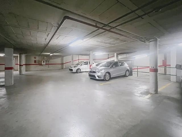 Autotalli myytävänä paikassa Lucena - 9 000 € (Ref: 10175539)