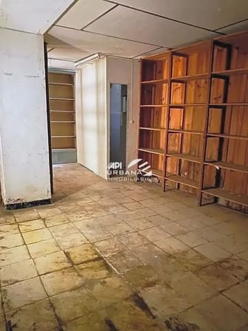 Erhverv til salg i Montilla - € 29.000 (Ref: 9963584)