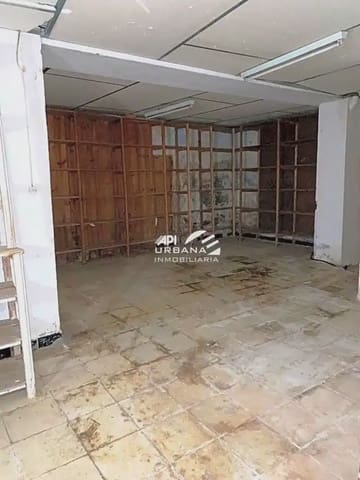Erhverv til salg i Montilla - € 29.000 (Ref: 9963584)