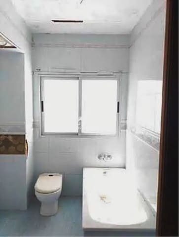 Adosado de 5 habitaciones en Montilla en venta - 65.000 € (Ref: 9963585)