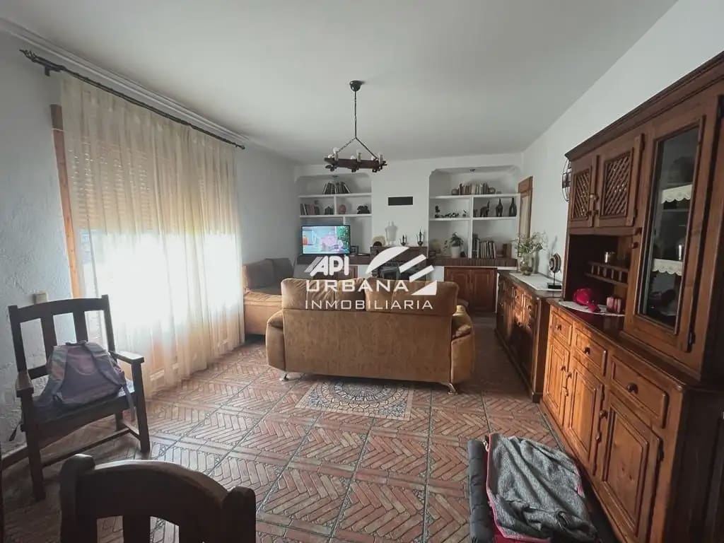 4 quarto Moradia para venda em Lucena com piscina garagem - 260 000 € (Ref: 9963590)