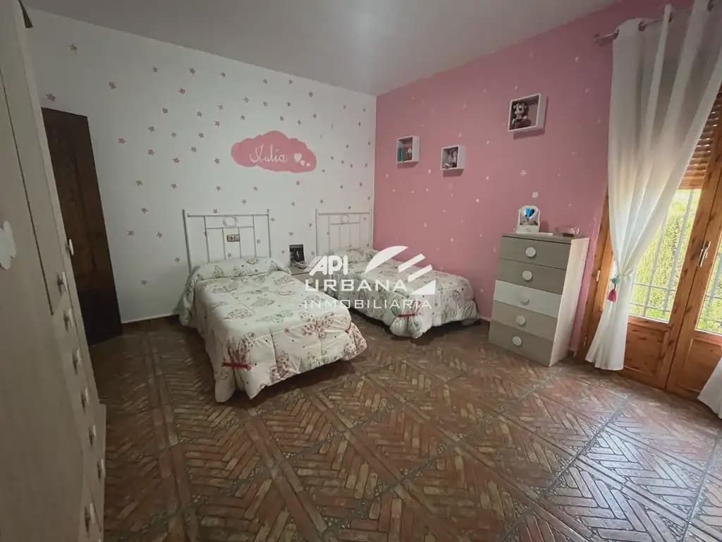 4 quarto Moradia para venda em Lucena com piscina garagem - 260 000 € (Ref: 9963590)