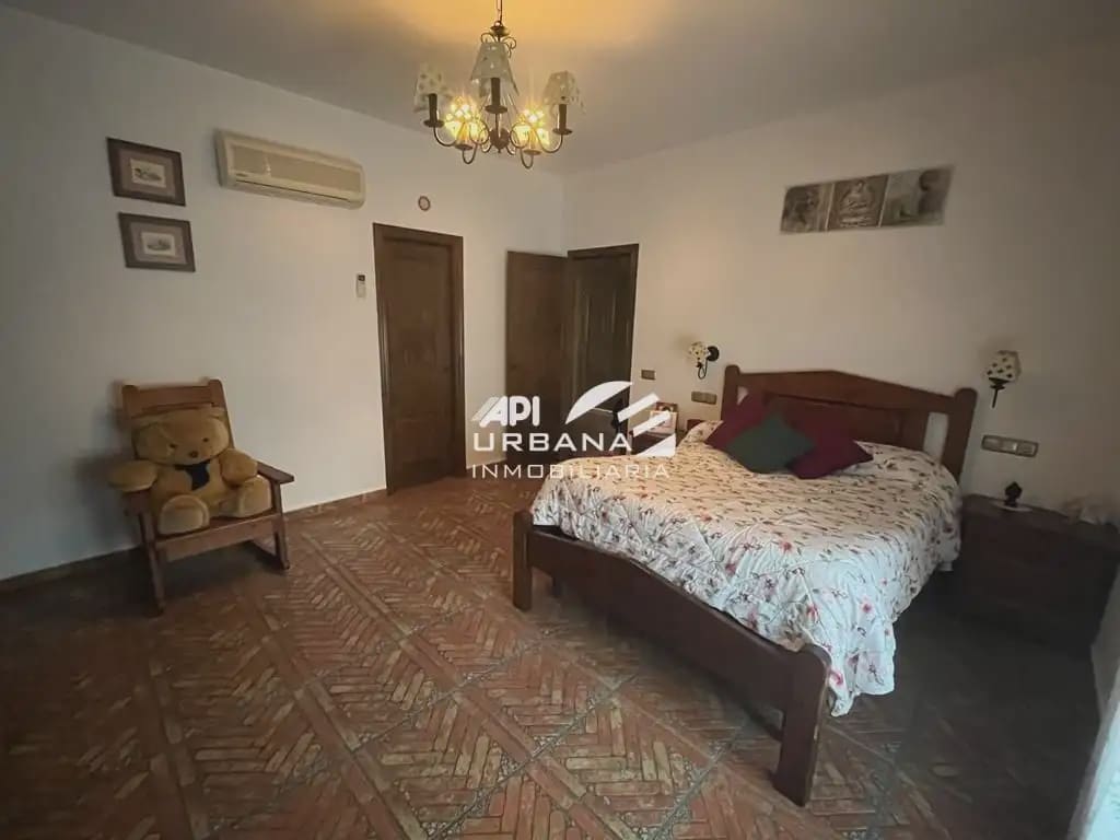 4 quarto Moradia para venda em Lucena com piscina garagem - 260 000 € (Ref: 9963590)