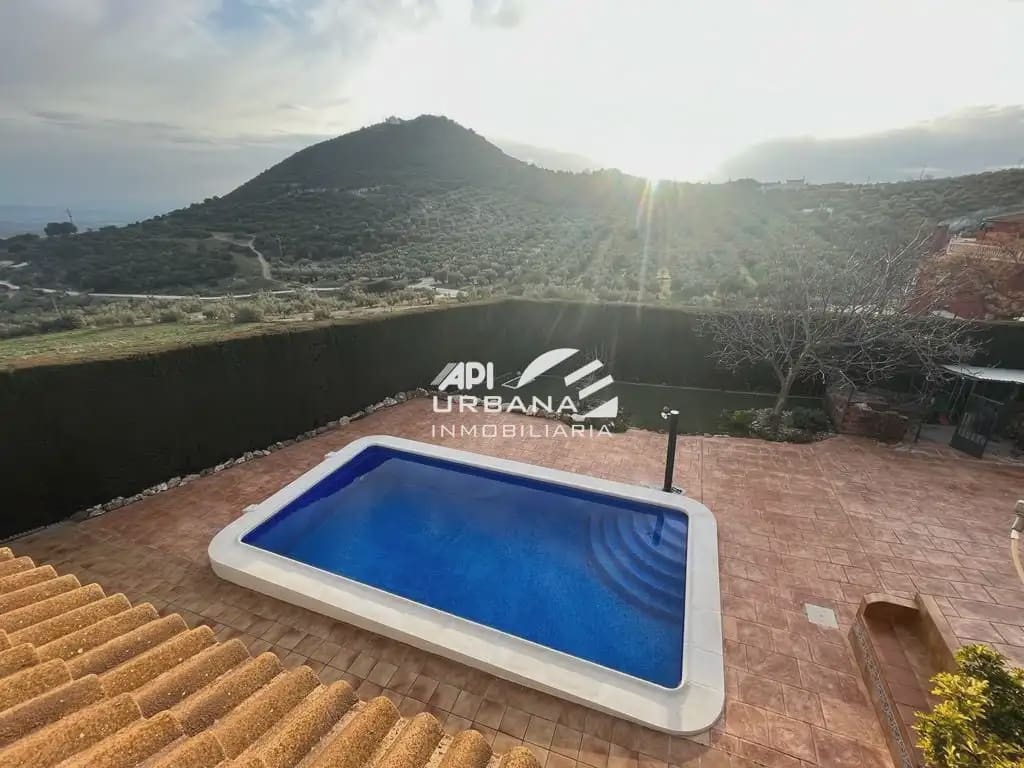 4 quarto Moradia para venda em Lucena com piscina garagem - 260 000 € (Ref: 9963590)