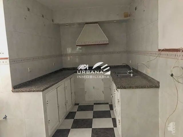 3 slaapkamer Villa te koop in Moriles - € 59.000 (Ref: 9963591)