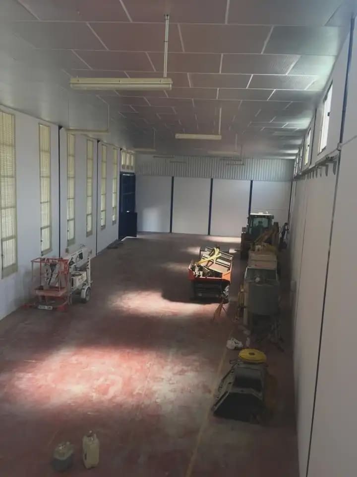 Commercieel te koop in Lucena - € 210.000 (Ref: 9963592)