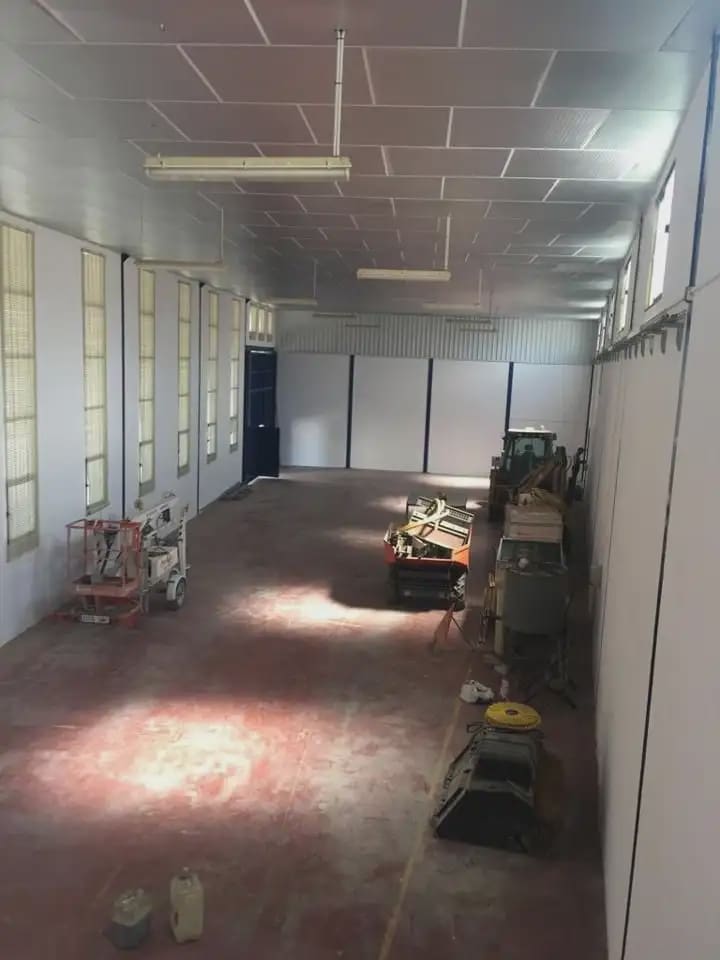 Commercieel te koop in Lucena - € 210.000 (Ref: 9963592)