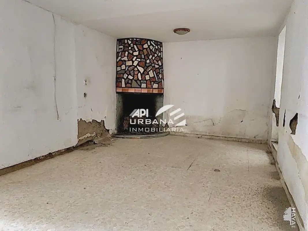 4 camera da letto Casa in vendita in Rute - 96.000 € (Rif: 9963593)