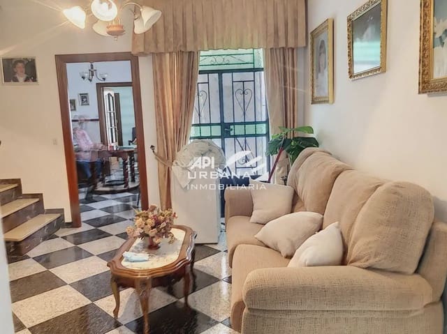 5 soveværelse Byhus til salg i Monturque - € 196.000 (Ref: 9963599)