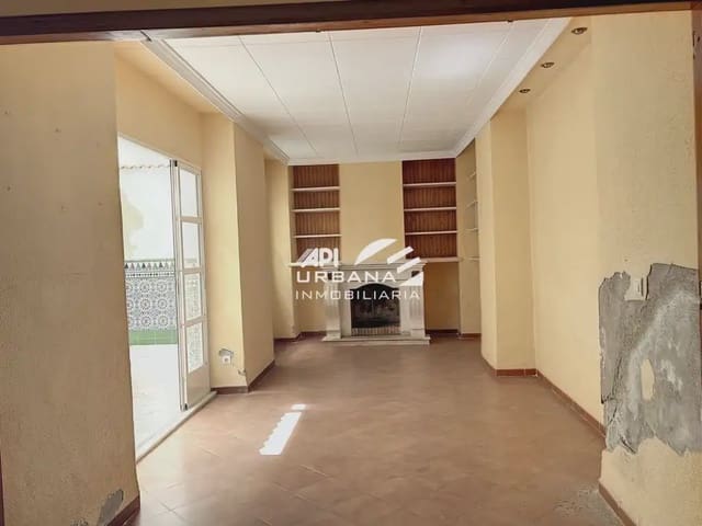Casa de 5 habitaciones en Puente Genil en venta - 109.000 € (Ref: 9963601)