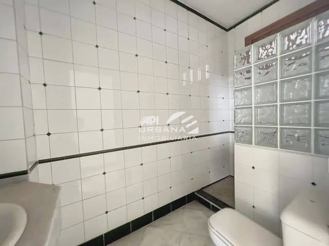 Casa de 5 habitaciones en Puente Genil en venta - 109.000 € (Ref: 9963601)