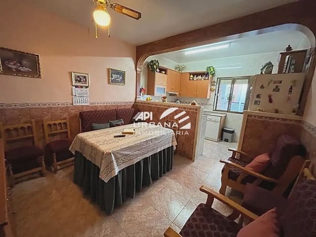 3 soveværelse Villa til salg i Lucena med garage - € 200.000 (Ref: 9963602)