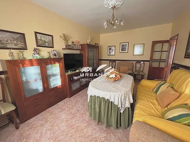 3 soveværelse Villa til salg i Lucena med garage - € 200.000 (Ref: 9963602)