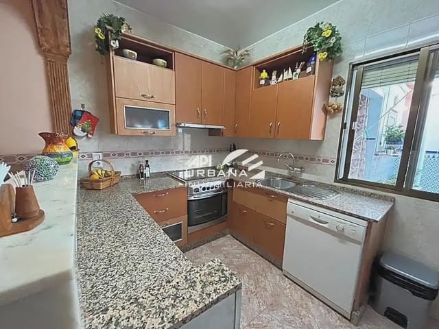 3 soveværelse Villa til salg i Lucena med garage - € 200.000 (Ref: 9963602)