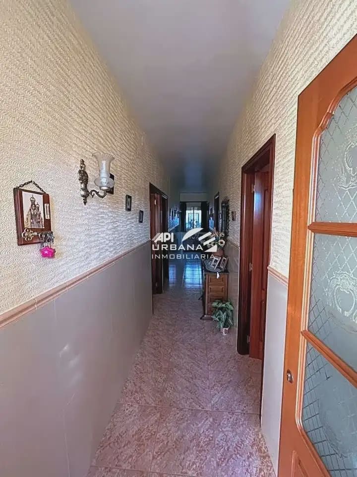 3 Zimmer Villa zu verkaufen in Lucena mit Garage - 200.000 € (Ref: 9963602)