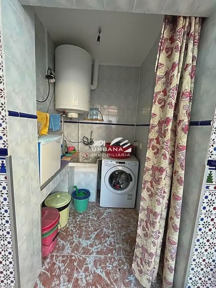 3 Zimmer Villa zu verkaufen in Lucena mit Garage - 200.000 € (Ref: 9963602)